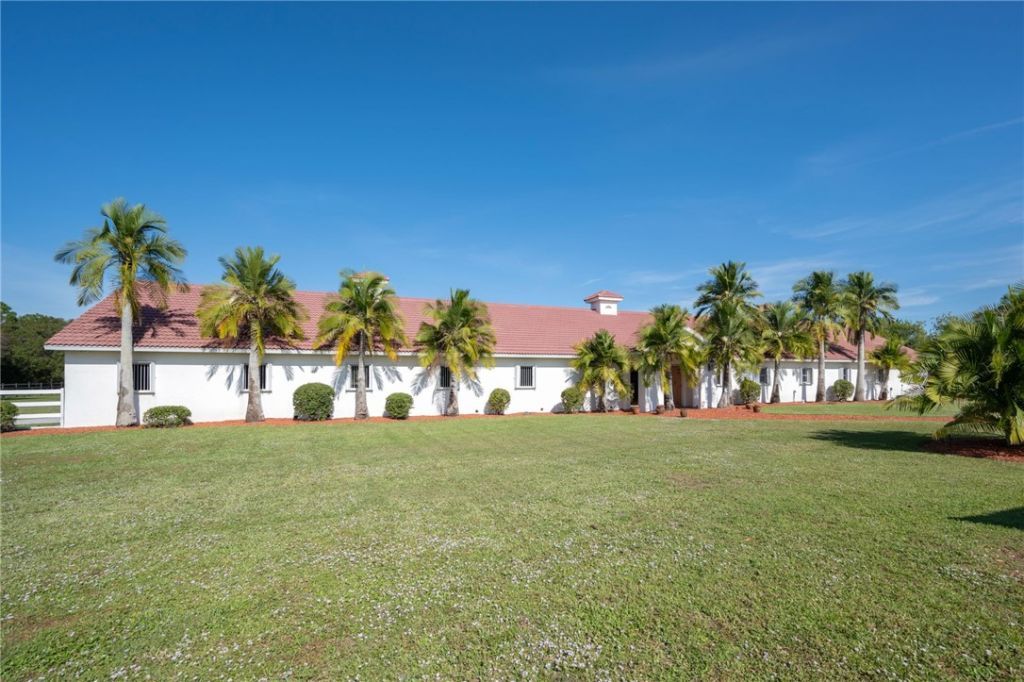 6730 69th Street, Vero Beach, FL 32967 Photo