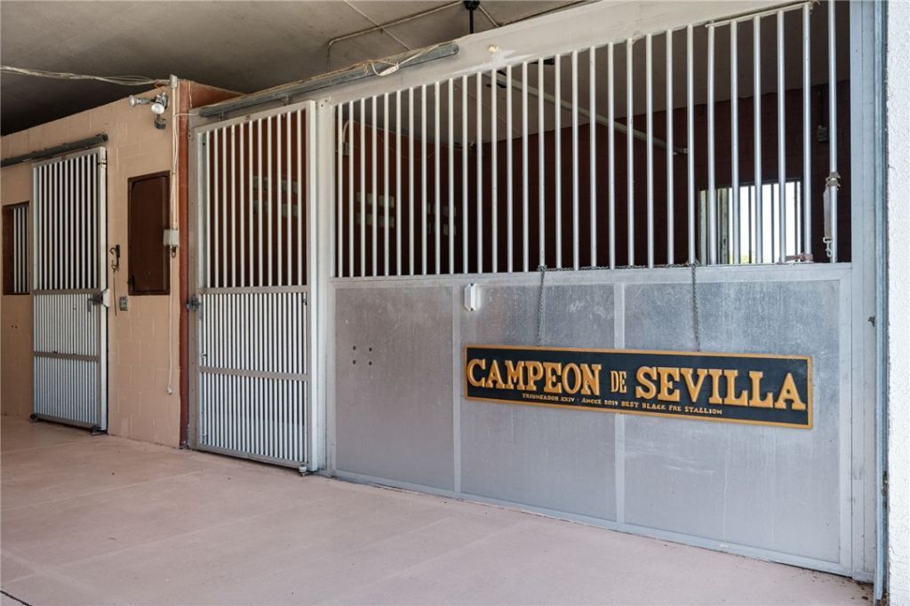 6730 69th Street, Vero Beach, FL 32967 Photo