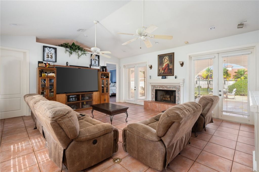 6730 69th Street, Vero Beach, FL 32967 Photo