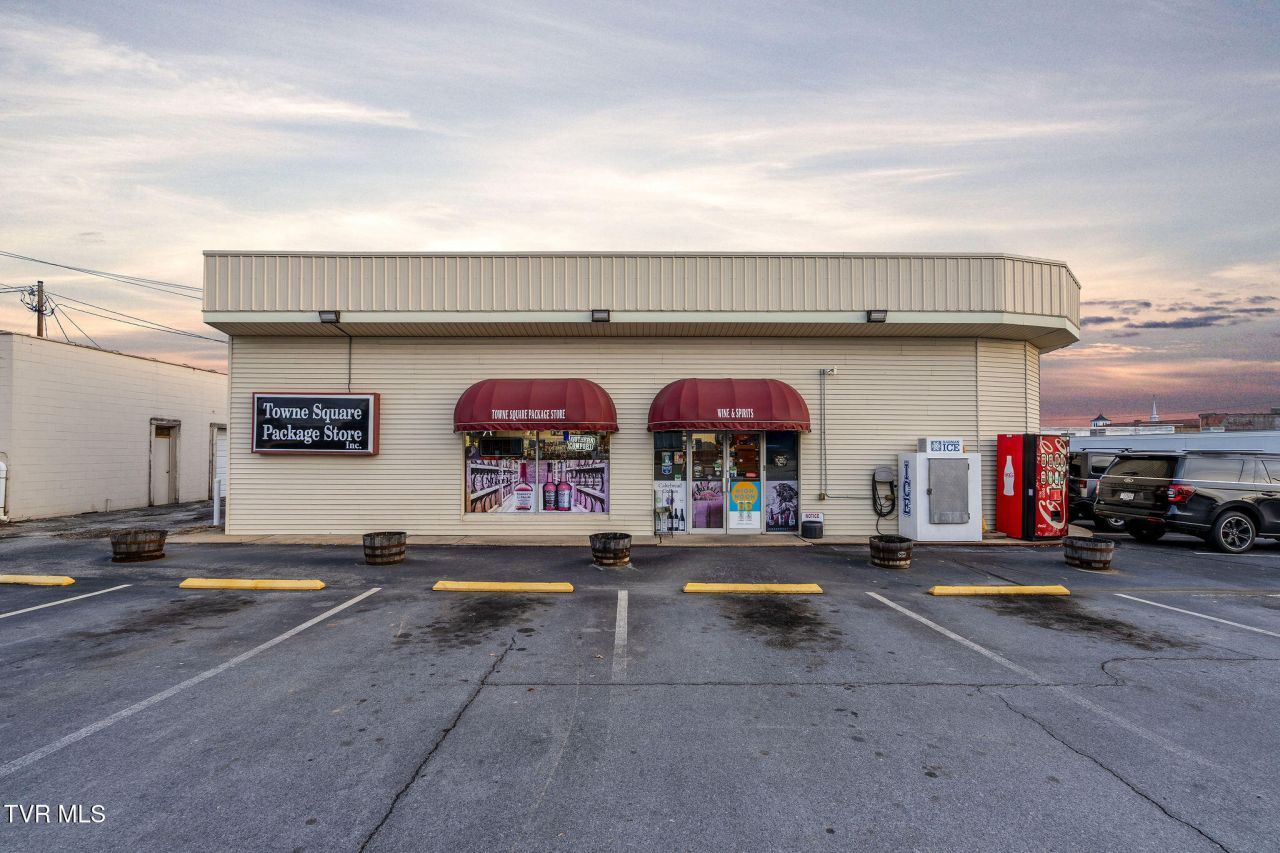 200 West Summer Street, Greeneville, TN 37743 Main Photo