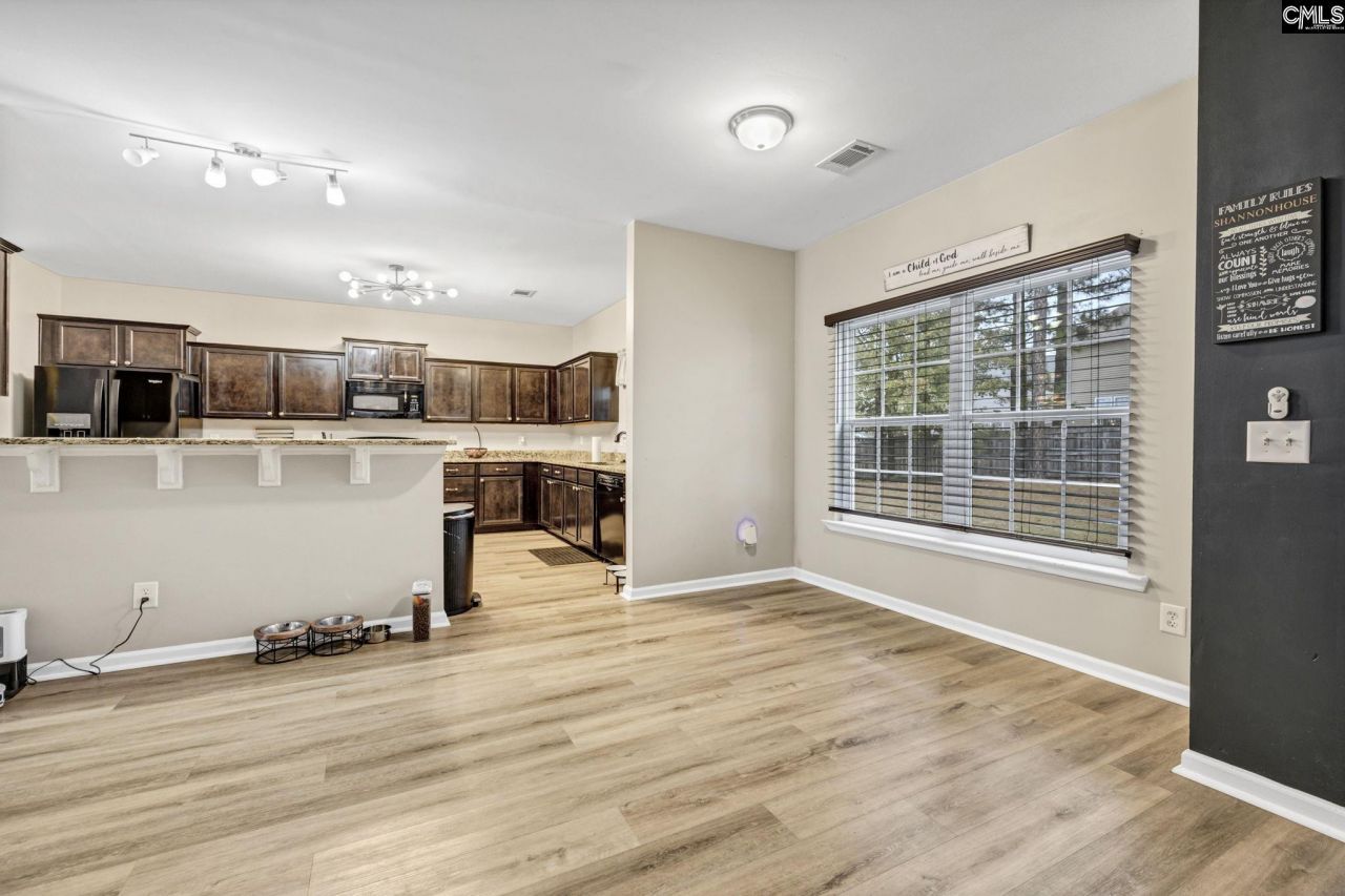 461 Edenhall Drive Photo 19