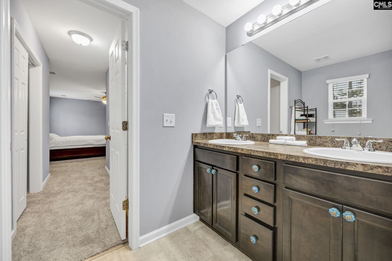 461 Edenhall Drive Photo 30