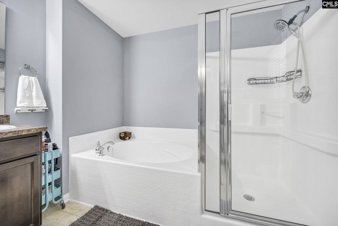 461 Edenhall Drive Photo 31