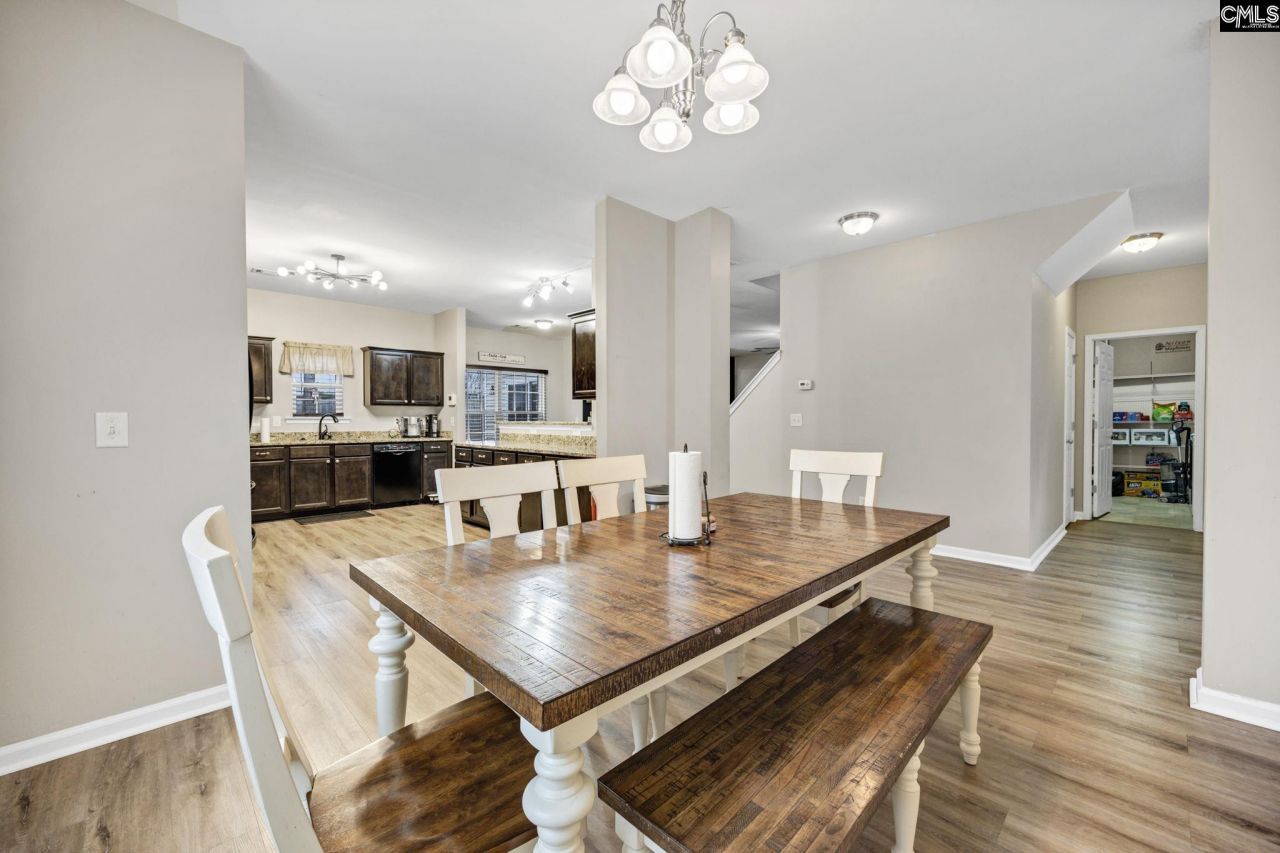 461 Edenhall Drive Photo 8