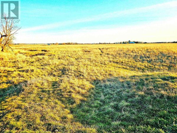 4056 Highway 17 Highway, Ottawa, ON K0A2H0