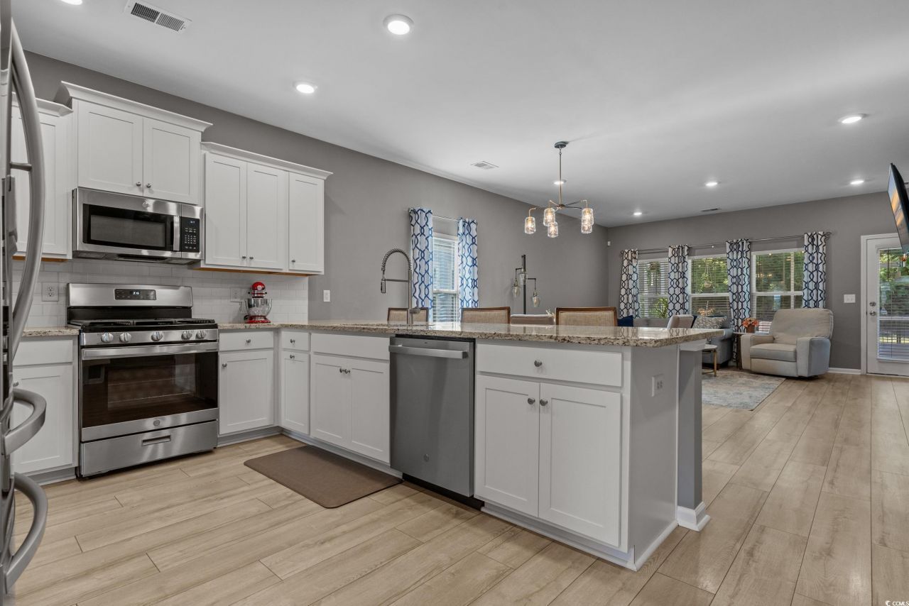 5575 Whitebark Dr. Photo 11