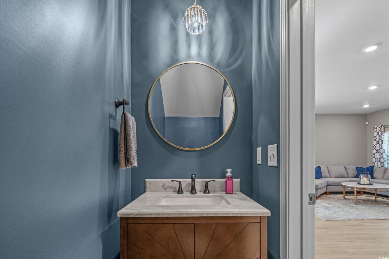 5575 Whitebark Dr. Photo 17