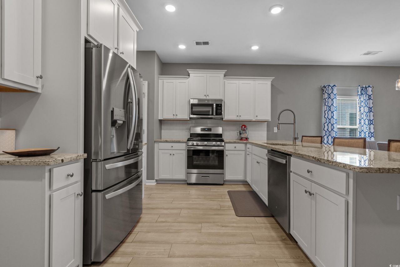 5575 Whitebark Dr. Photo 9