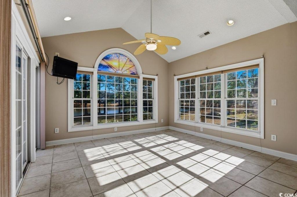 1131 Bear Lake Dr. Photo 10