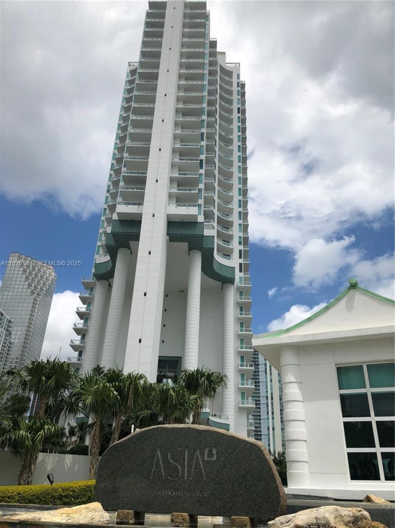 900 Brickell Key Blvd, Unit 1602, Miami, FL 33131 Photo