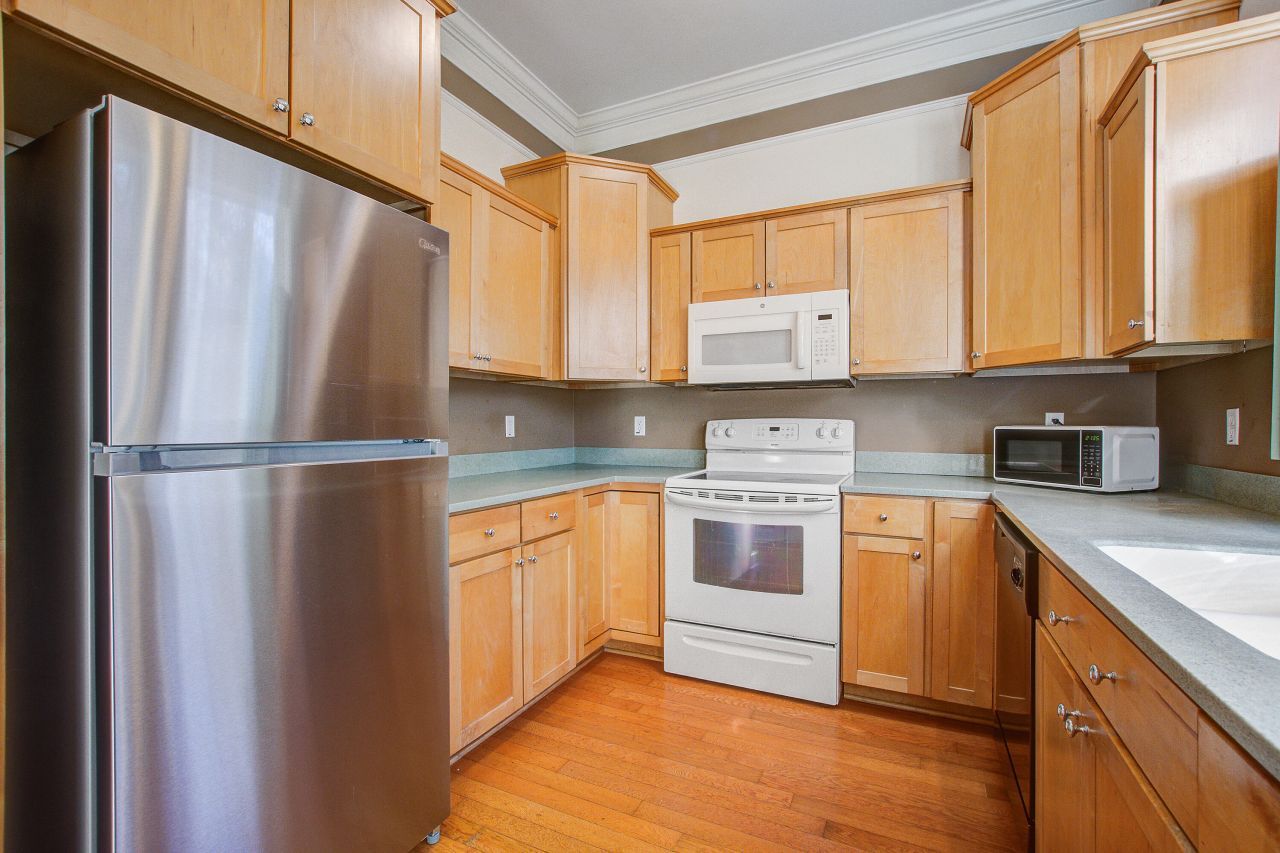 108 Hidden Palms Boulevard Photo 13