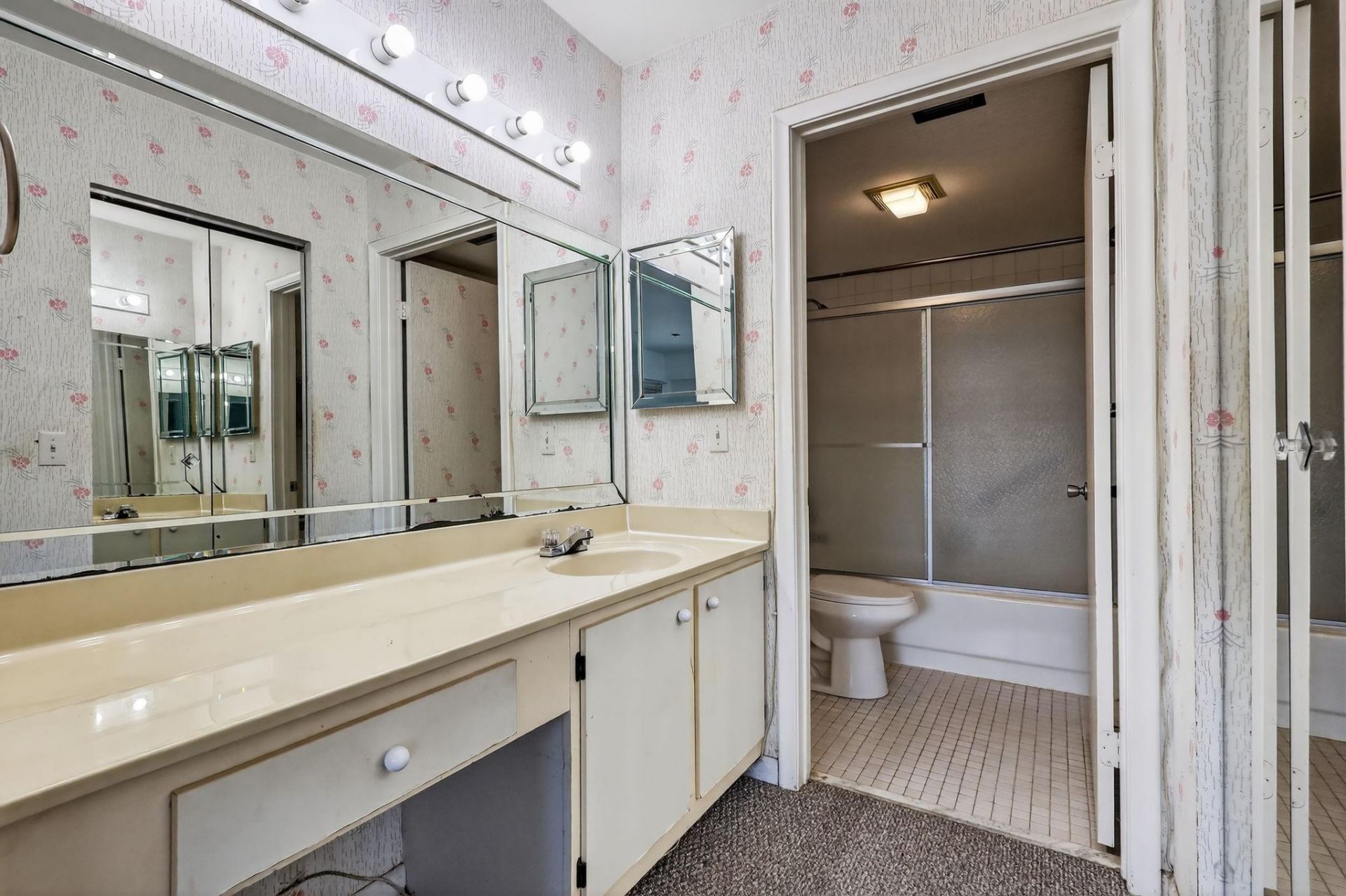 650 SW 124th Terrace, Unit 404 P, Pembroke Pines, FL 33027 Photo