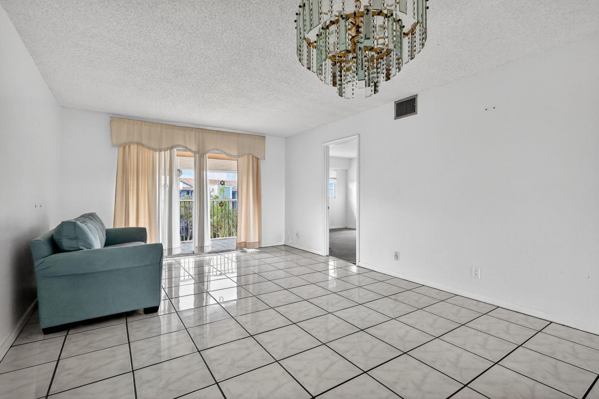 650 SW 124th Terrace, Unit 404 P, Pembroke Pines, FL 33027 Photo