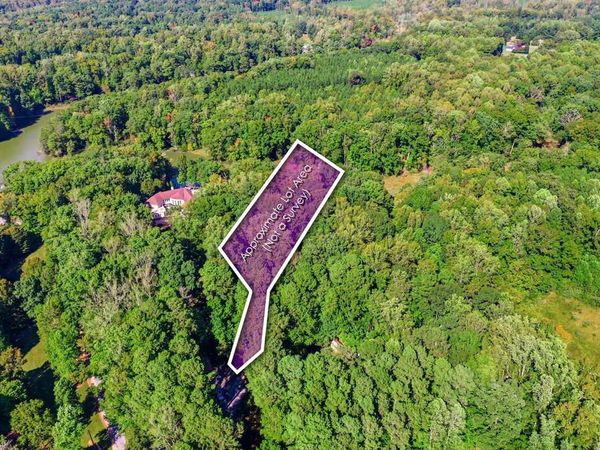 27 102B Beechwood Drive, WEEMS, VA 22576