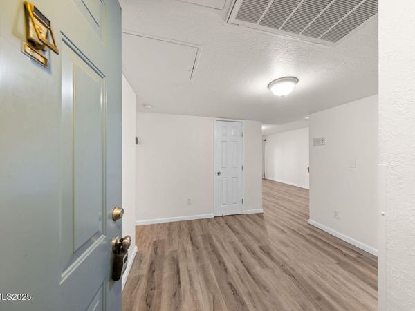 2555 Clear Acre Lane, Unit 16-1, Reno, NV 89512