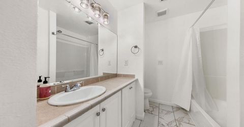 2555 Clear Acre Lane, Unit 16-1, Reno, NV 89512 Photo