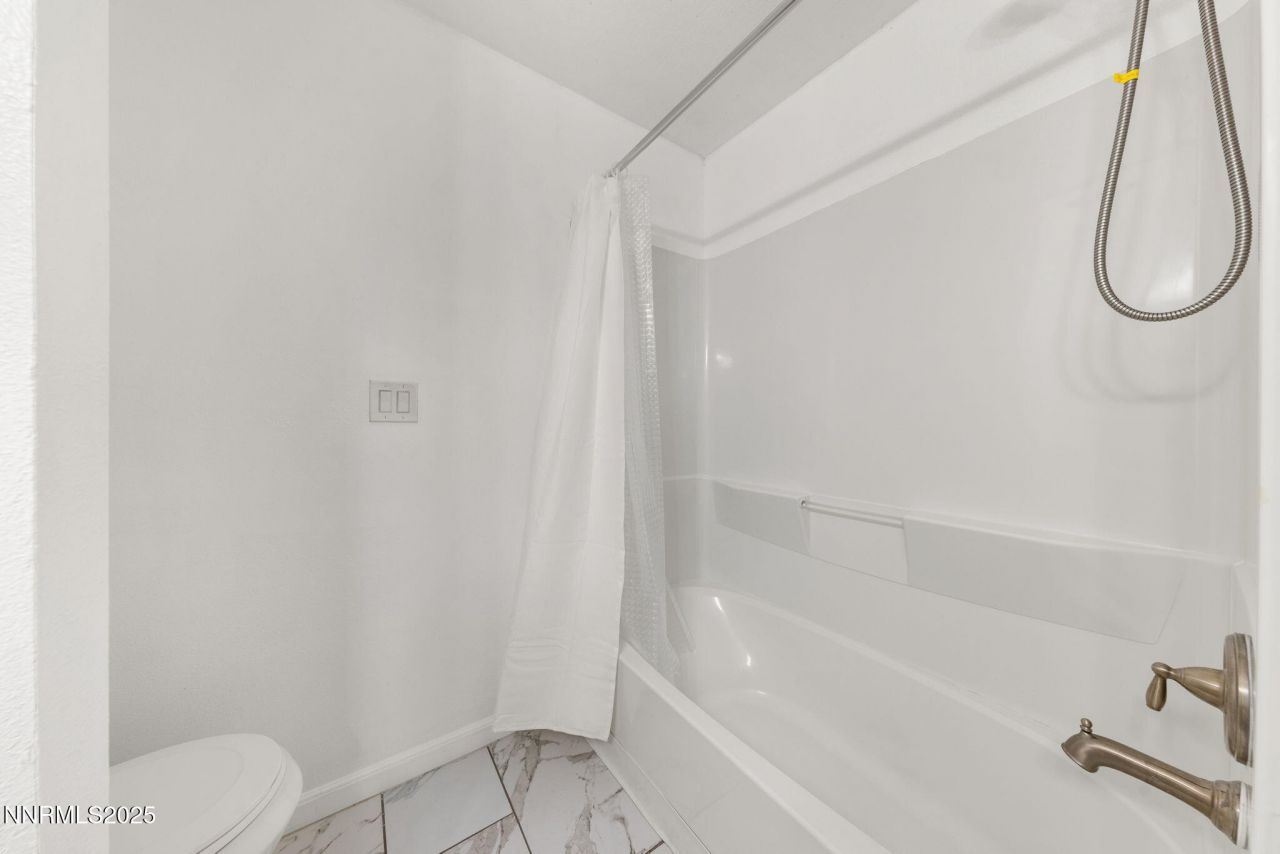 2555 Clear Acre Lane, Unit 16-1, Reno, NV 89512 Photo