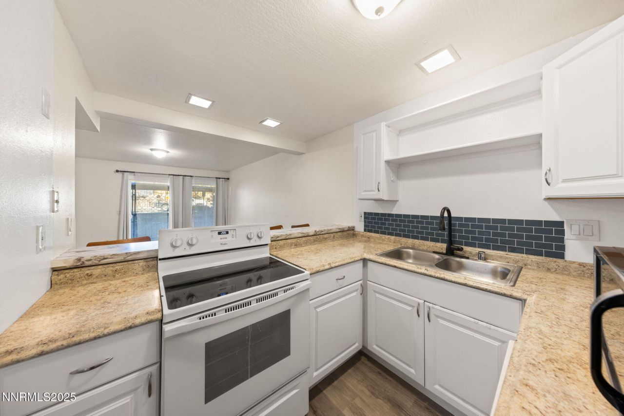 2555 Clear Acre Lane, Unit 16-1, Reno, NV 89512 Photo