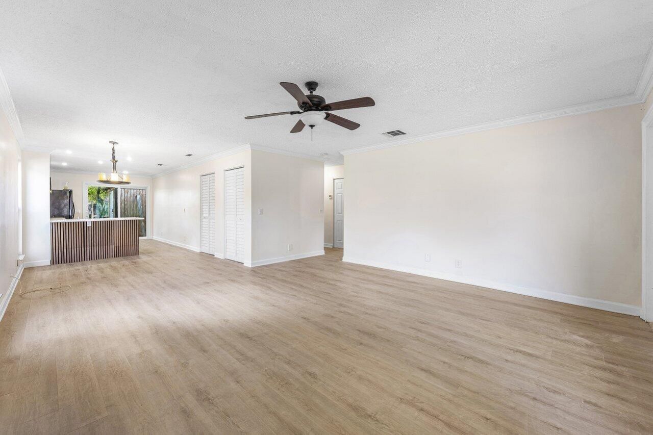 4627 Orleans Court, Unit A, West Palm Beach, FL 33415 Photo