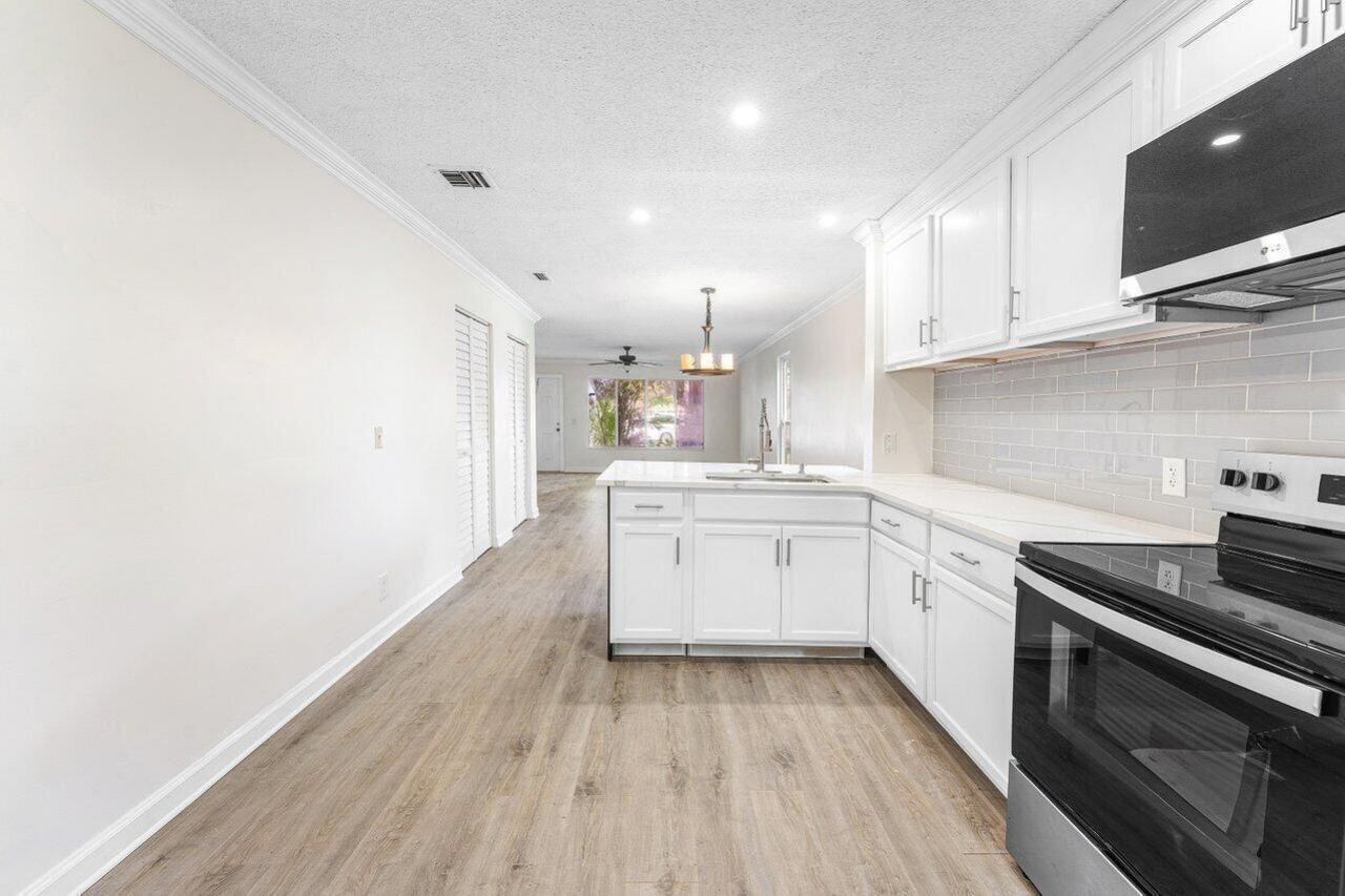 4627 Orleans Court, Unit A, West Palm Beach, FL 33415 Photo