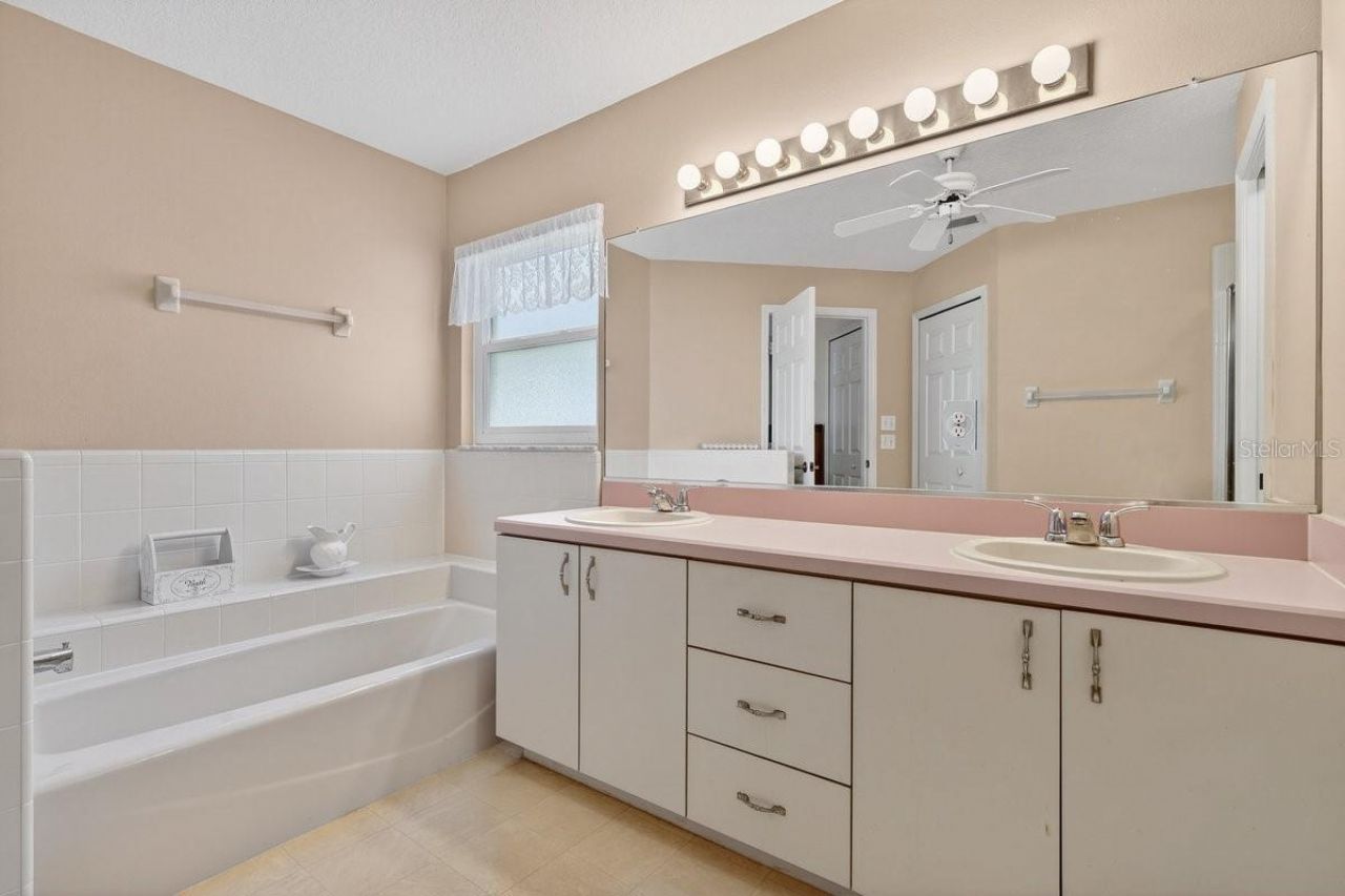 670 Wellesley Court, New Smyrna Beach, FL 32168 Photo