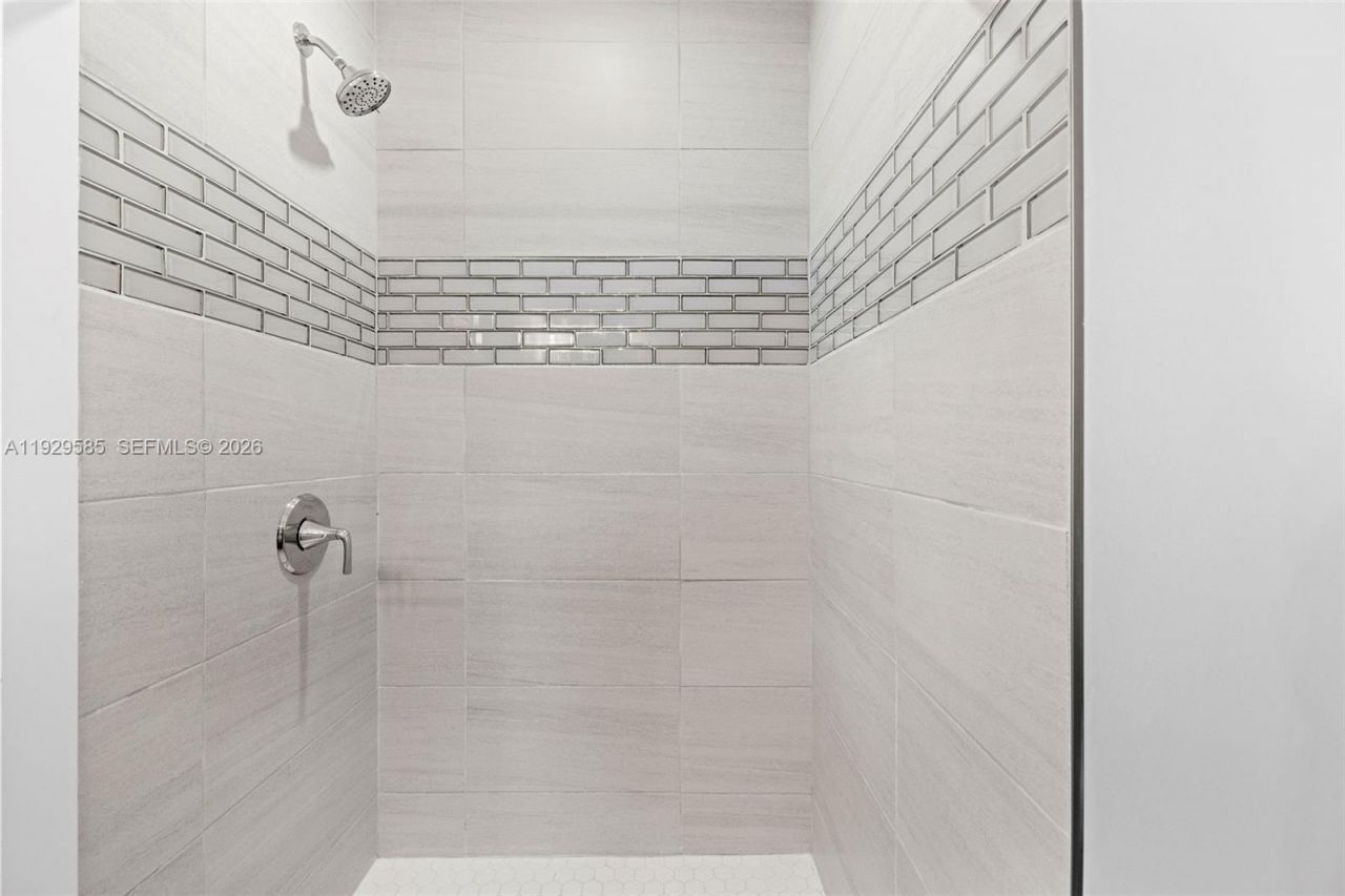 10111 Jamaica Dr, Cutler Bay, FL 33189 Photo