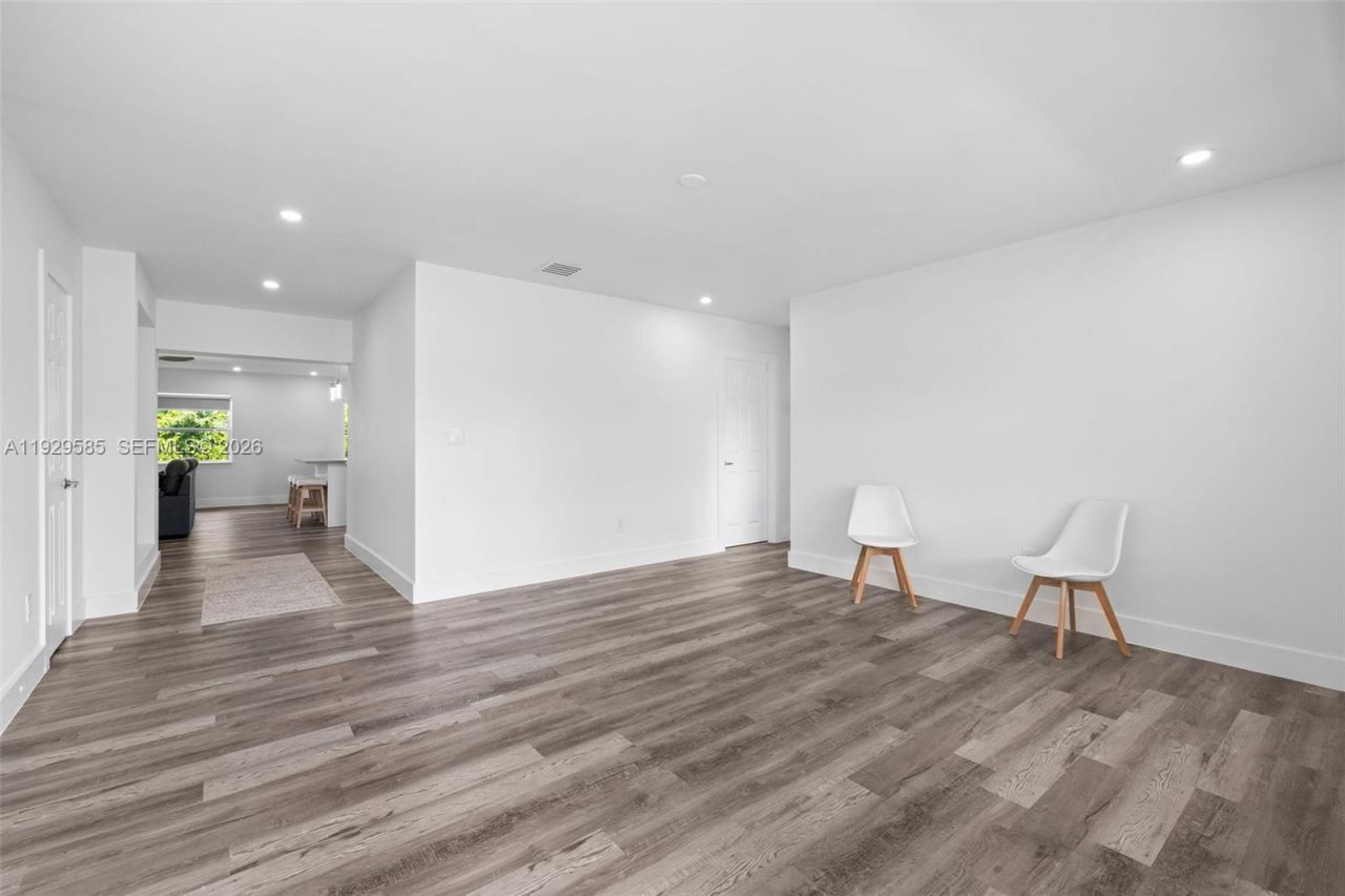 10111 Jamaica Dr, Cutler Bay, FL 33189 Photo