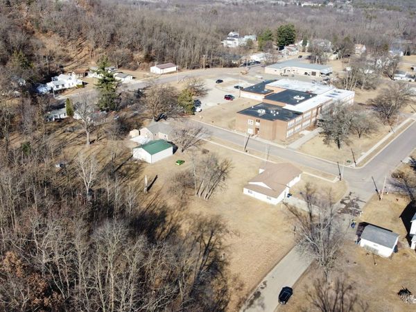 000 W 6th St, Necedah, WI 54646