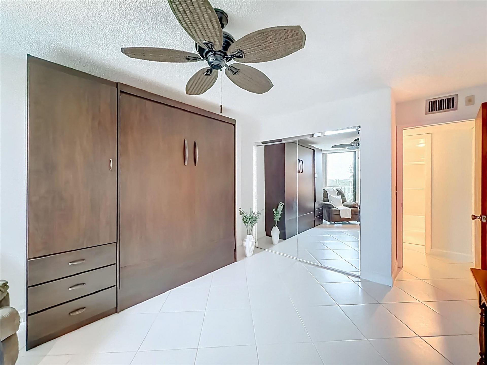 1101 River Reach Drive, Unit 502, Fort Lauderdale, FL 33315 Photo