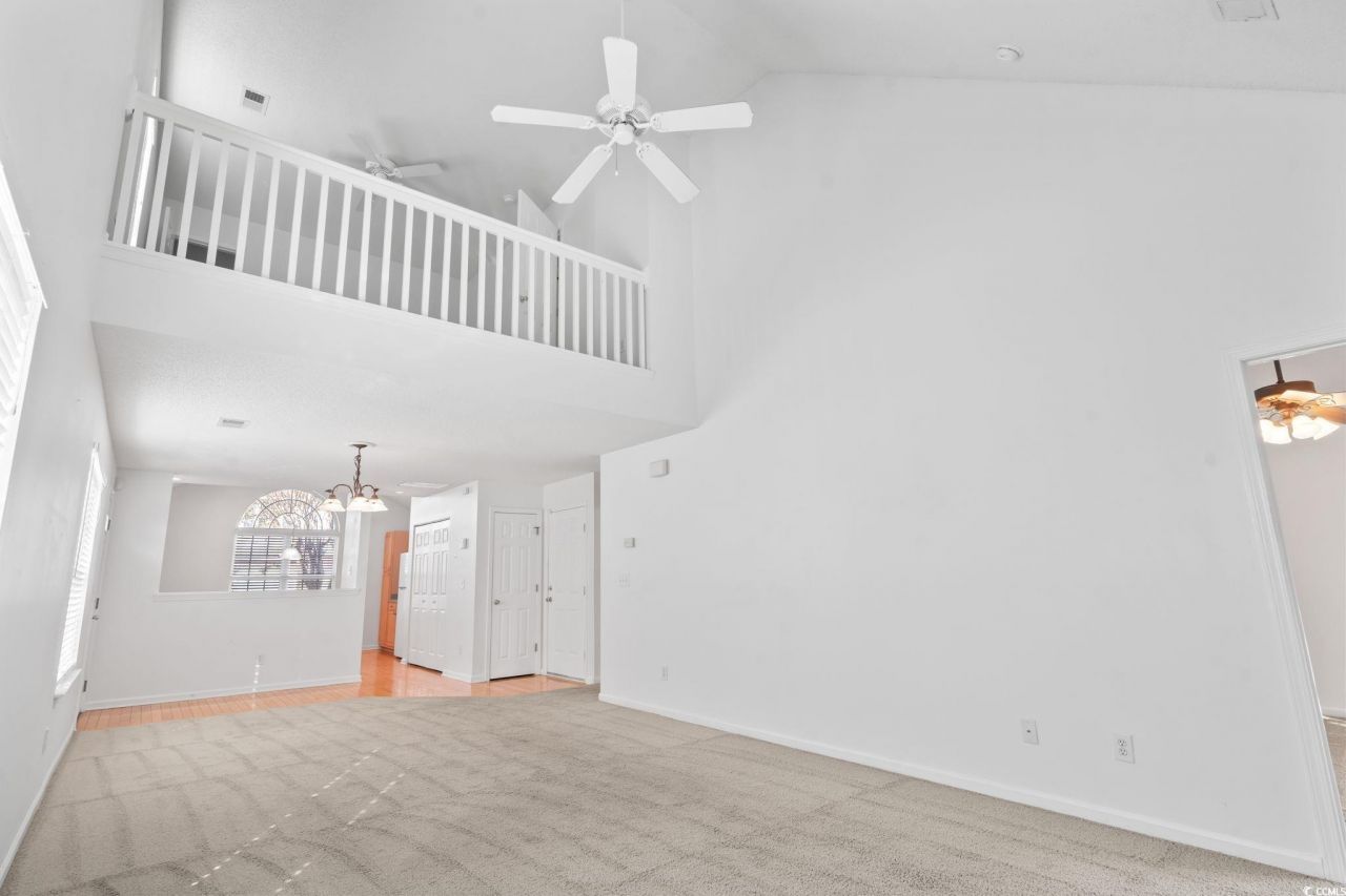 195 Pembroke Ln. Photo 16