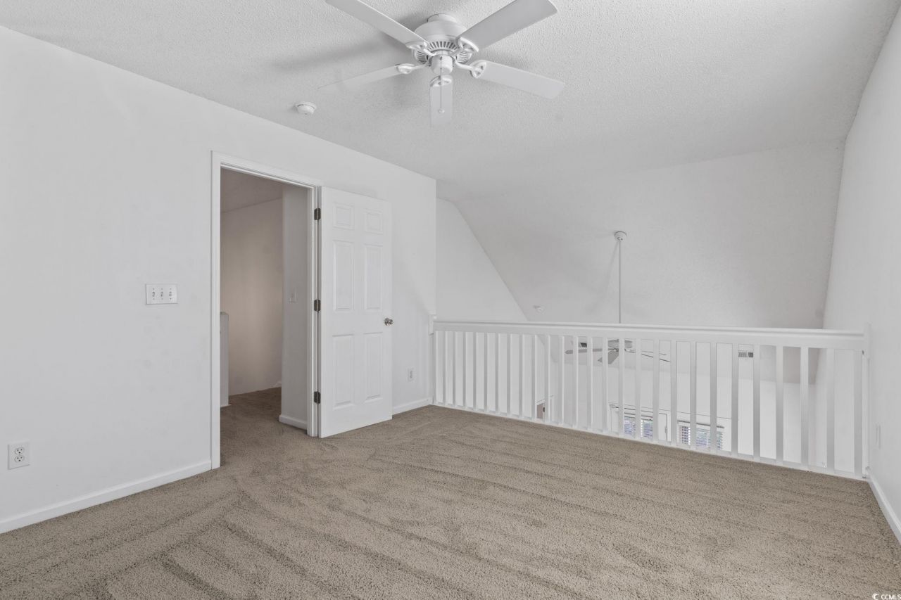 195 Pembroke Ln. Photo 25