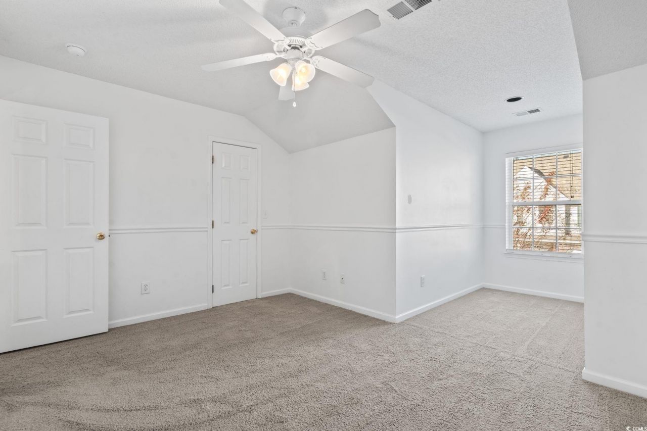 195 Pembroke Ln. Photo 26