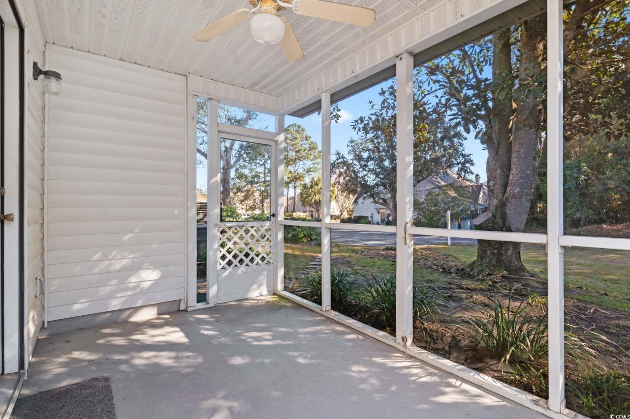 195 Pembroke Ln. Photo 30