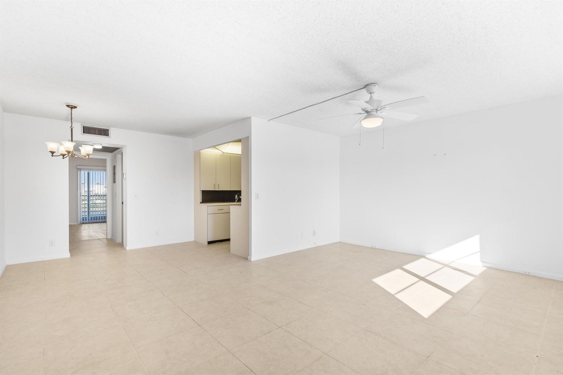 3089 Cornwall, Unit E, Boca Raton, FL 33434 Photo