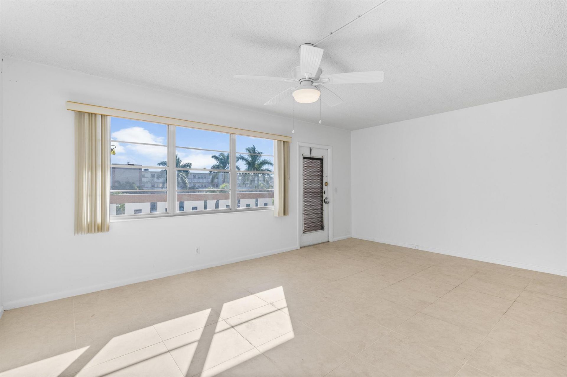 3089 Cornwall, Unit E, Boca Raton, FL 33434 Photo
