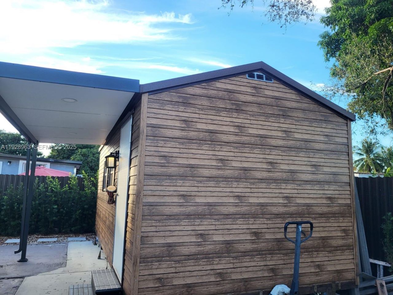 2137 NW 97th St, Unit 2137, Miami, FL 33147 Photo