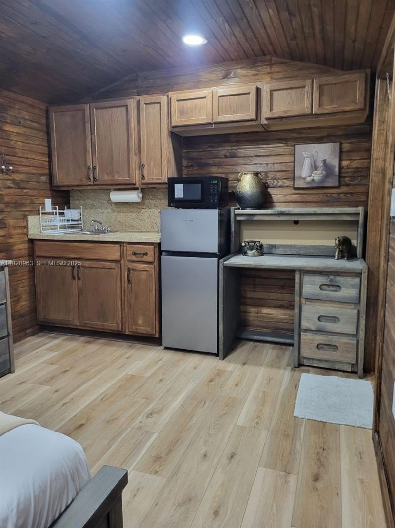 2137 NW 97th St, Unit 2137, Miami, FL 33147 Photo