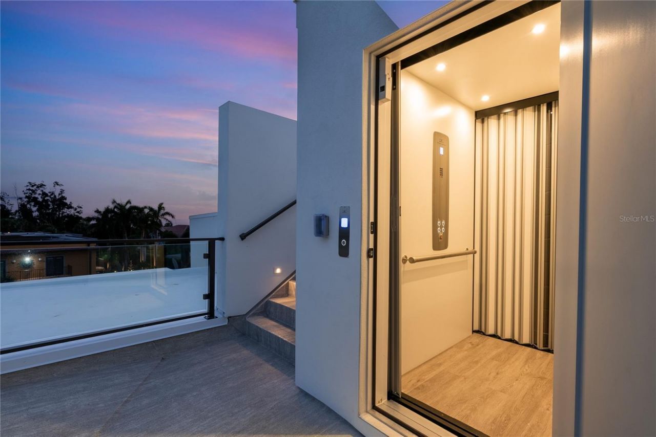 519 Rountree Drive, Longboat Key, FL 34228 Photo