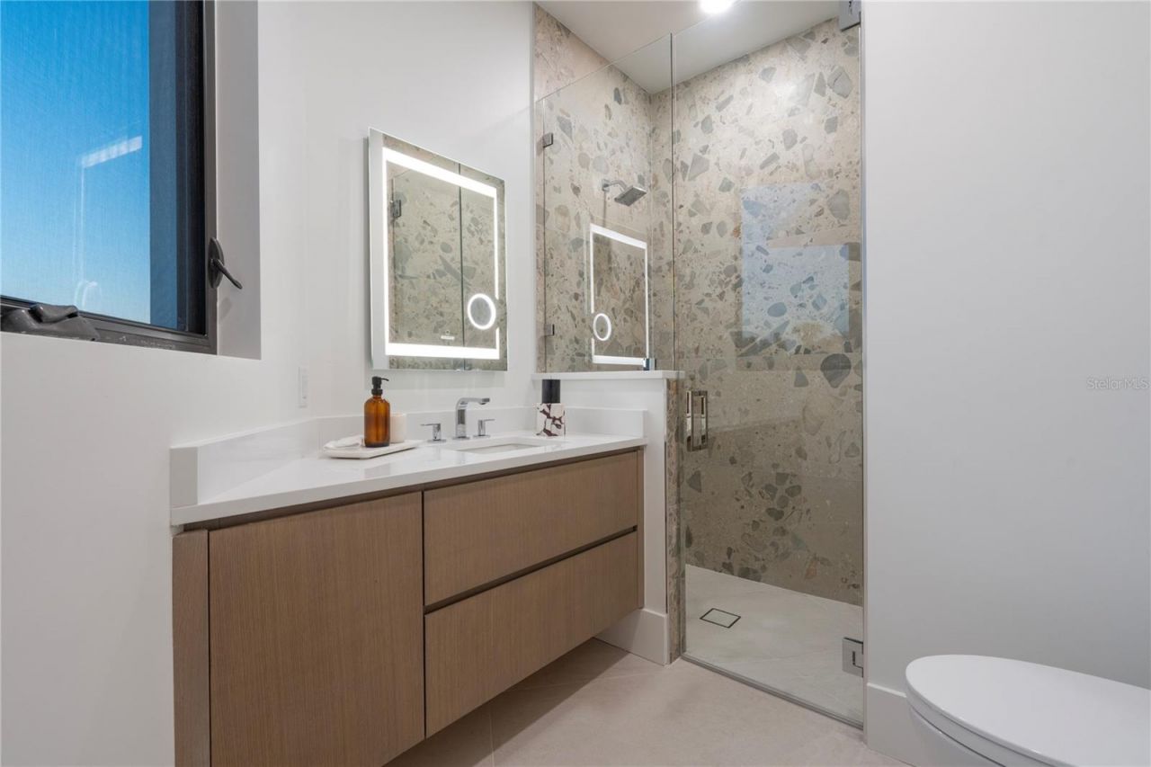 519 Rountree Drive, Longboat Key, FL 34228 Photo