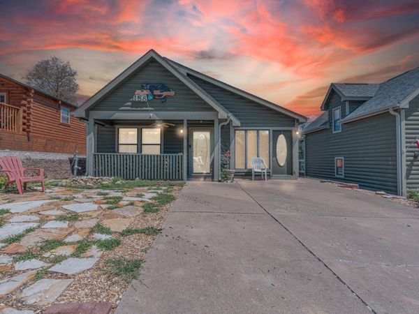 158 Bears Paw Way , Hollister, MO 65672