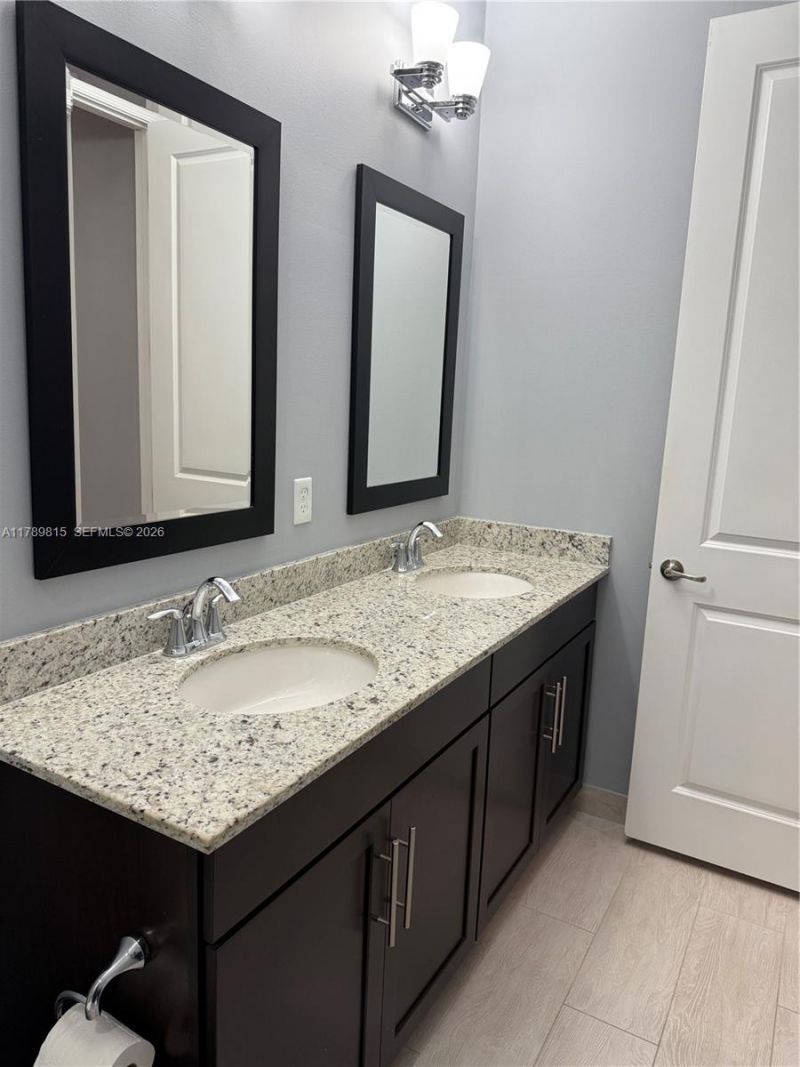 12463 NW 17th Ct, Pembroke Pines, FL 33028 Photo