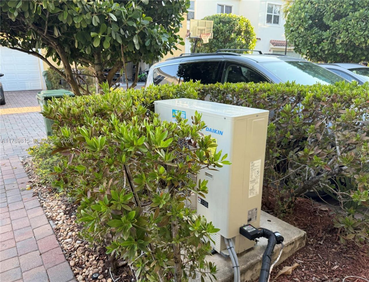 12463 NW 17th Ct, Pembroke Pines, FL 33028 Photo