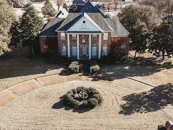 501 Rivertrace Cove, Marion, AR 72364