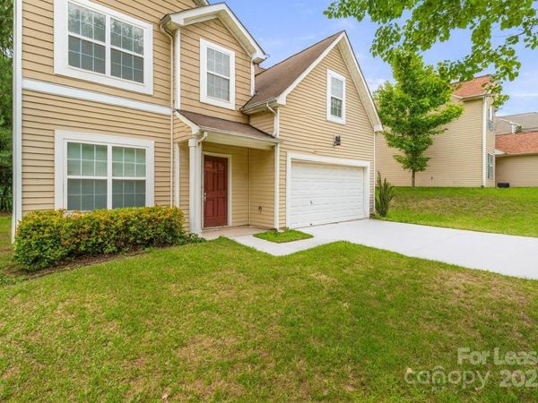 7007 Advocator Lane, Charlotte, NC 28216