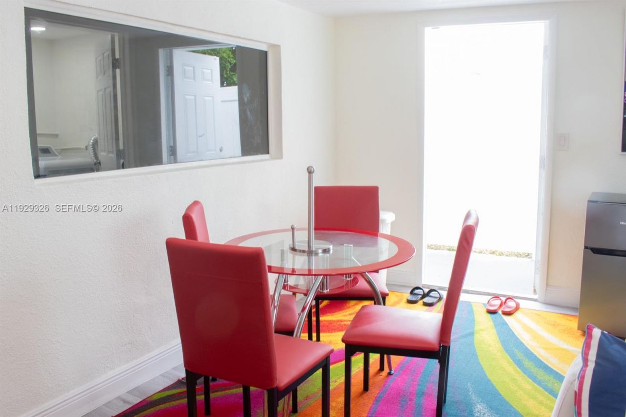 8781 Johnson St, Pembroke Pines, FL 33024 Photo