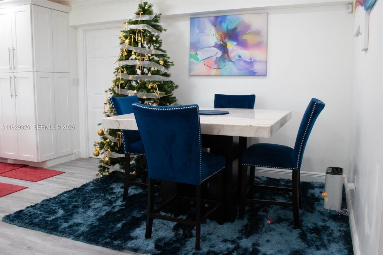 8781 Johnson St, Pembroke Pines, FL 33024 Photo