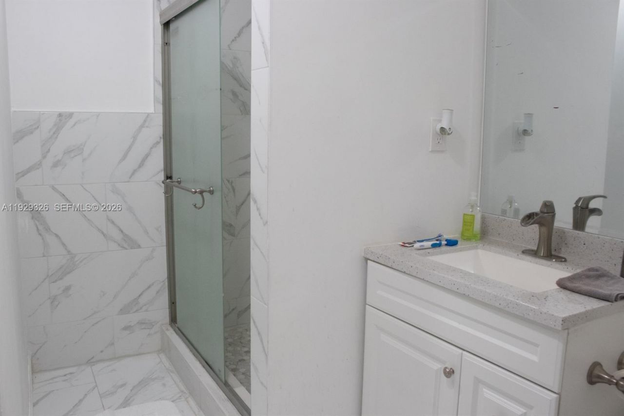 8781 Johnson St, Pembroke Pines, FL 33024 Photo