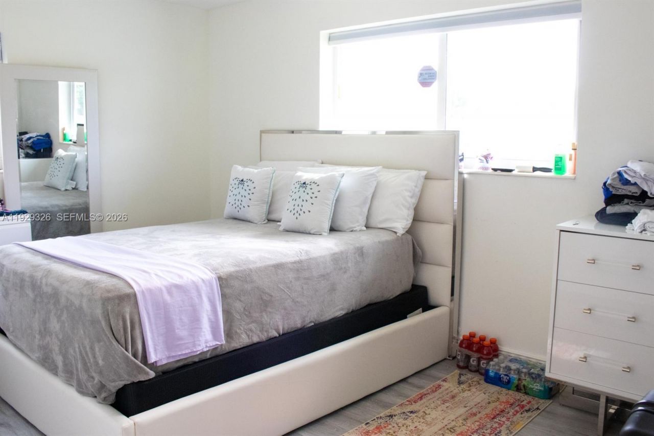 8781 Johnson St, Pembroke Pines, FL 33024 Photo