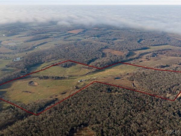 470 Good Friends Lane , Stoutland, MO 65567