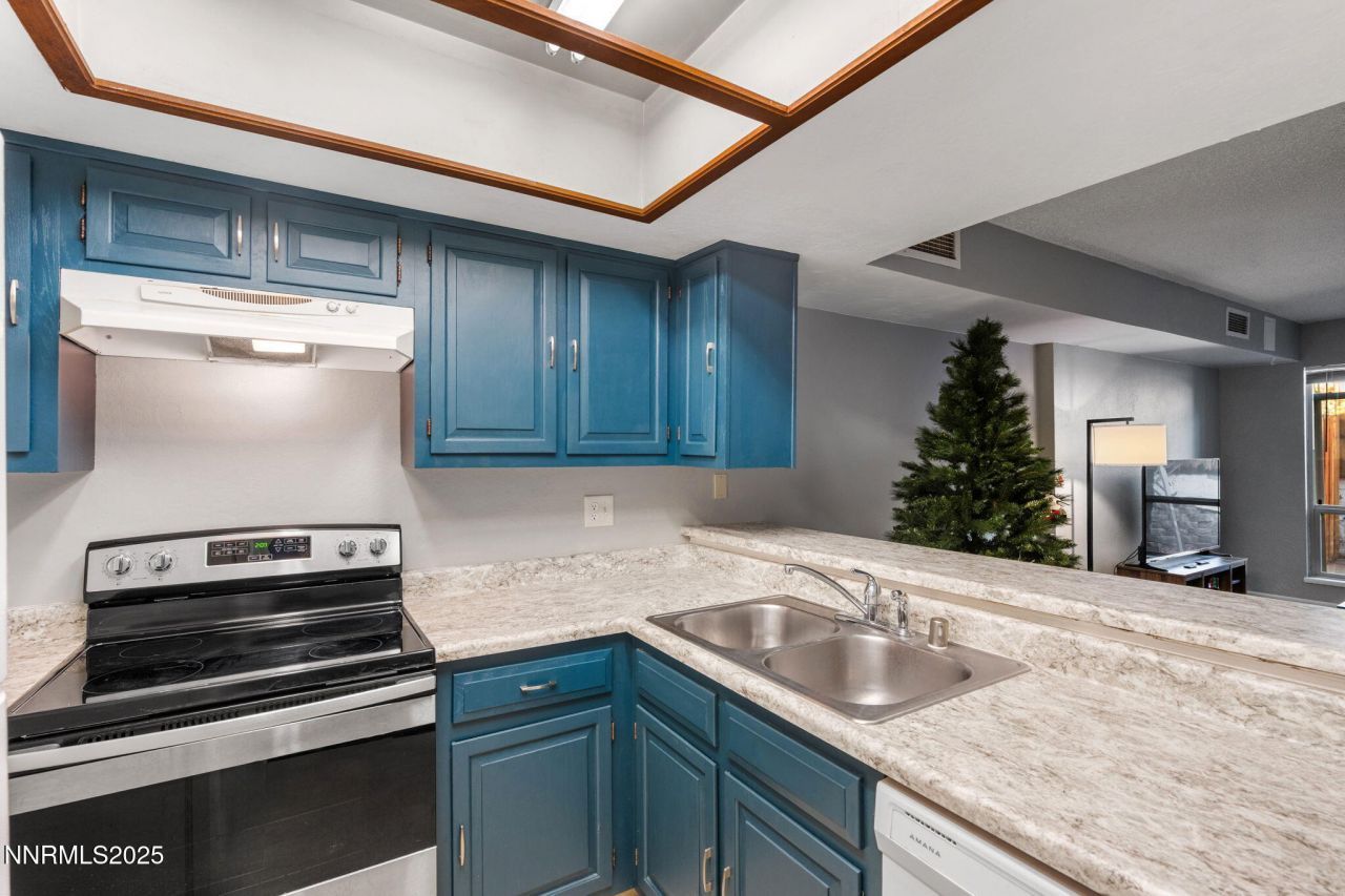 4233 Baker Lane, Reno, NV 89509 Photo